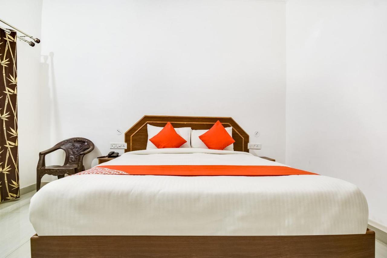 Hotel Capital O 23129 Chelsea Palace Khajurāho Exteriér fotografie