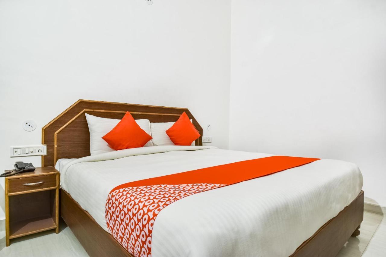 Hotel Capital O 23129 Chelsea Palace Khajurāho Exteriér fotografie